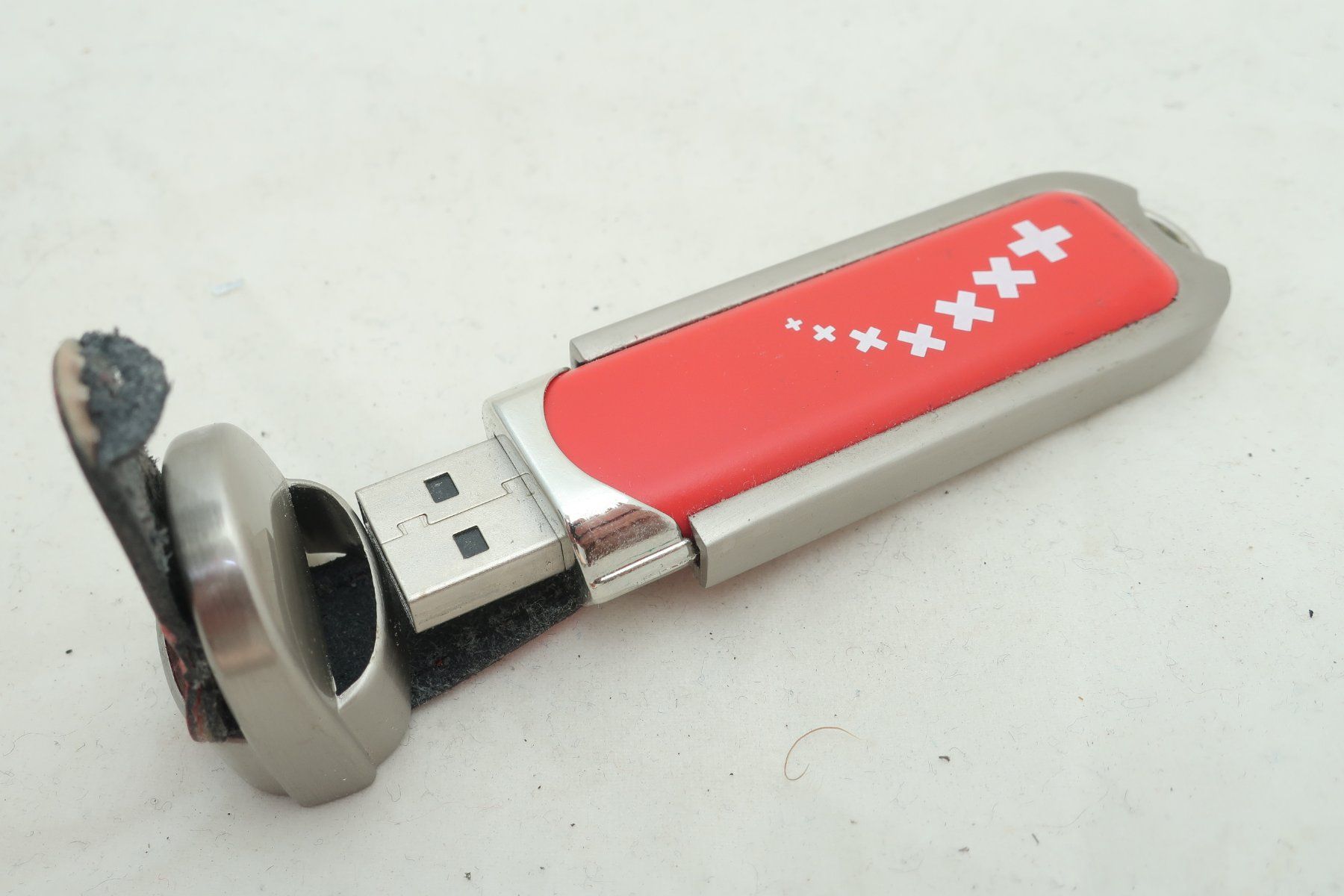 Chiavette USB: USB Stick 4GB Swiss Edition – Usato da Zürich venduto da dnk_nrd8 1