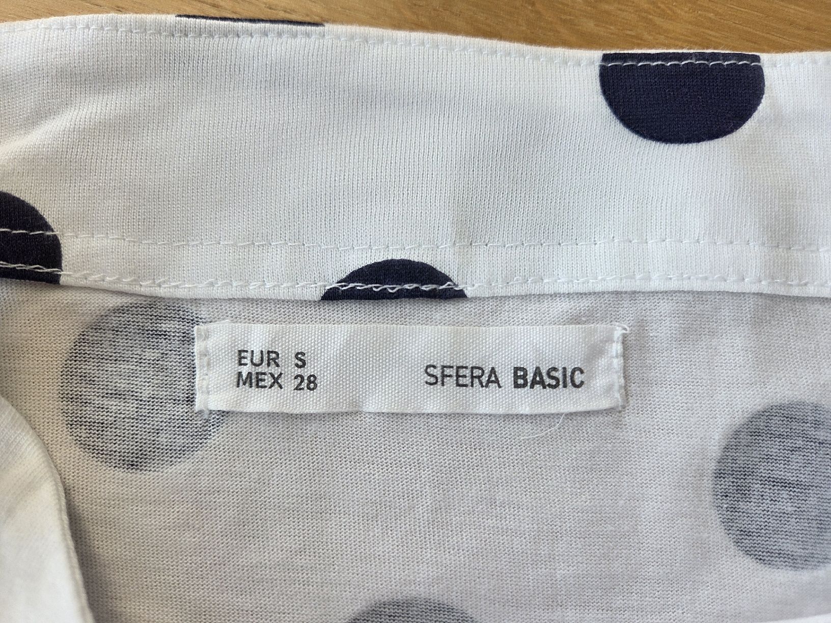 Top: Sommerliches Pünktchen-Top von Sfera Basic, Gr. S, neu! – Nuovo (secondo la descrizione) da Villars-sur-Glâne venduto da richardette 4