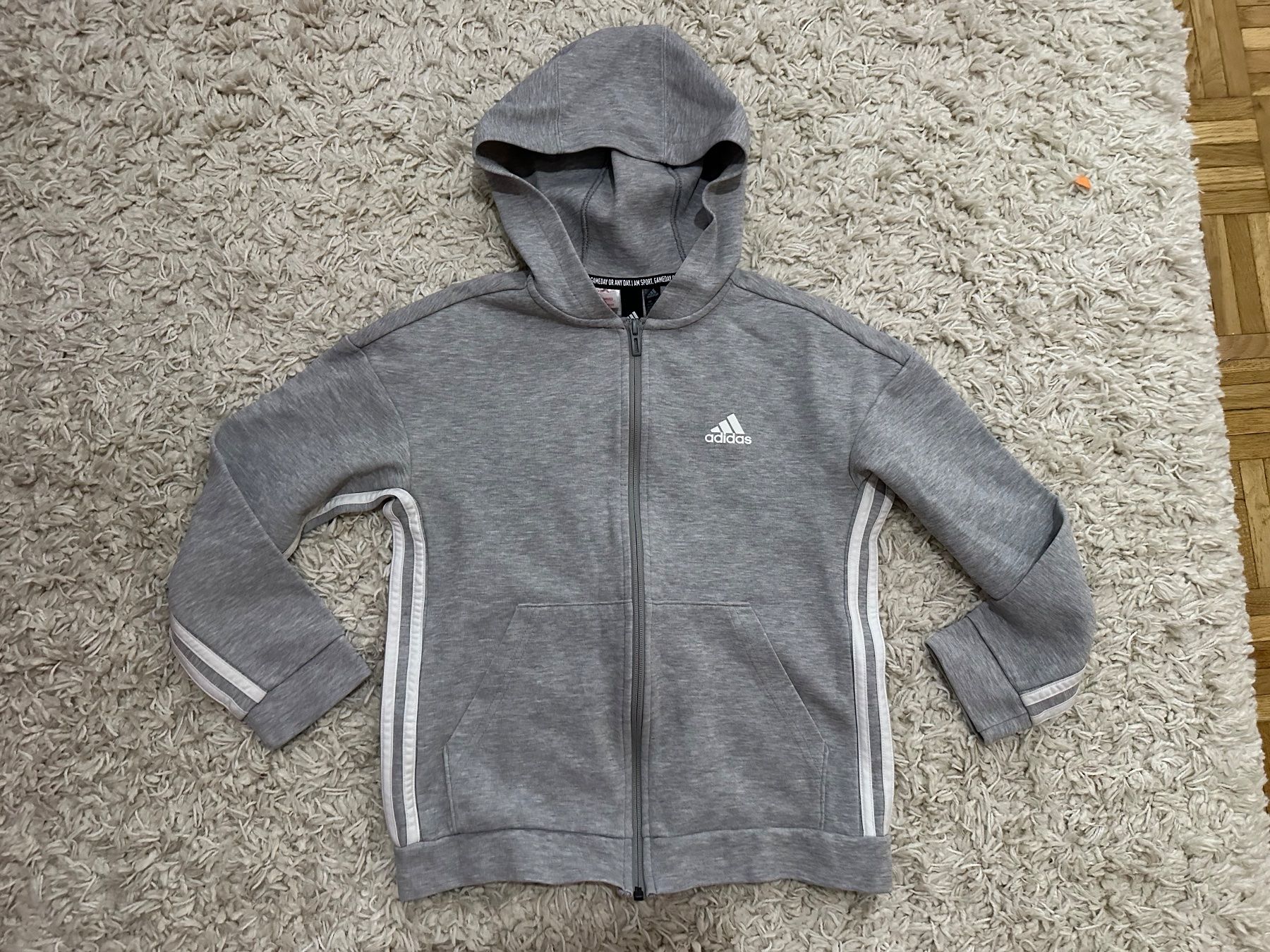 Adidas Pulls et sweat-shirts: Adidas Pullover Gr.152 – D'occasion à Bern par BrandVilla