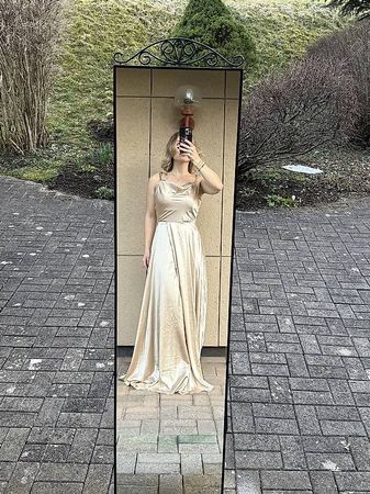 Leichtes festliches kleid