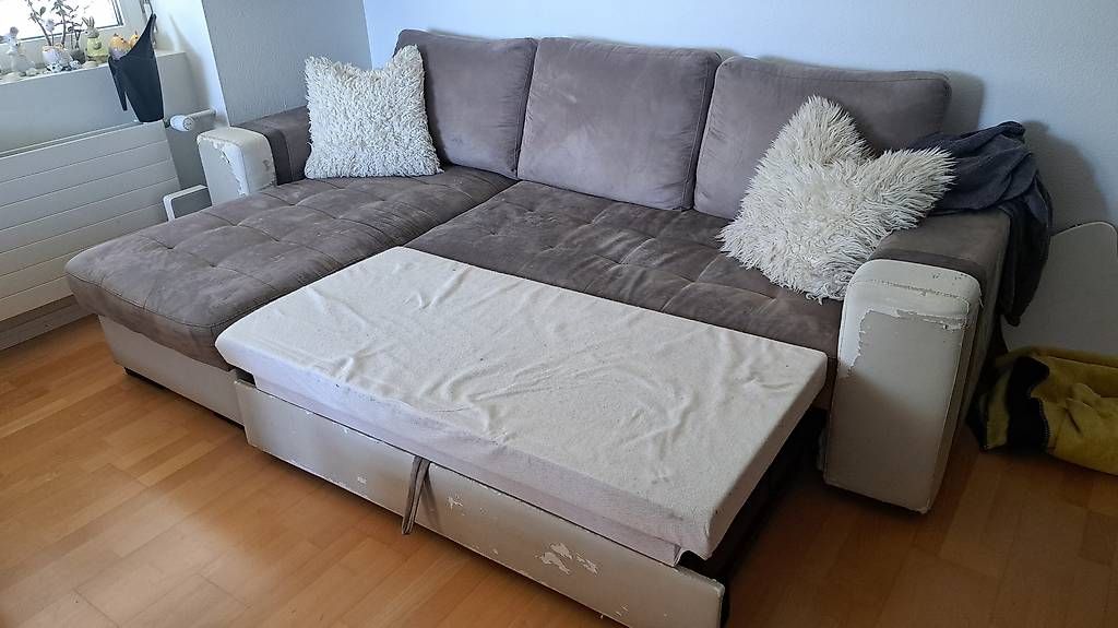 Sofas: Ecksofa mit Schlaffunktion (gebraucht) – D'occasion à Kreuzlingen par ste_dr26 2