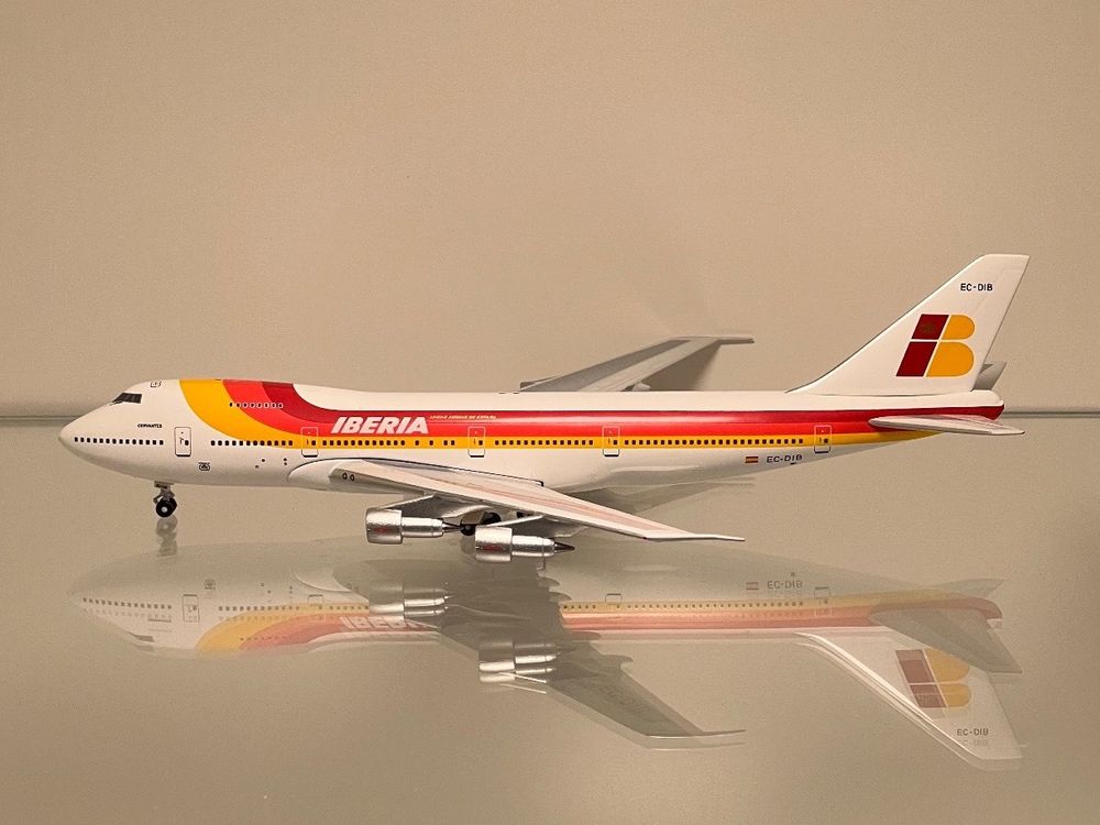 Modelo de avión a Escala 1:400 para Iberia Airlines B767-300ER Modelo de avión Modelo de avión de aleación Modelo de avión Fundido a presión colección