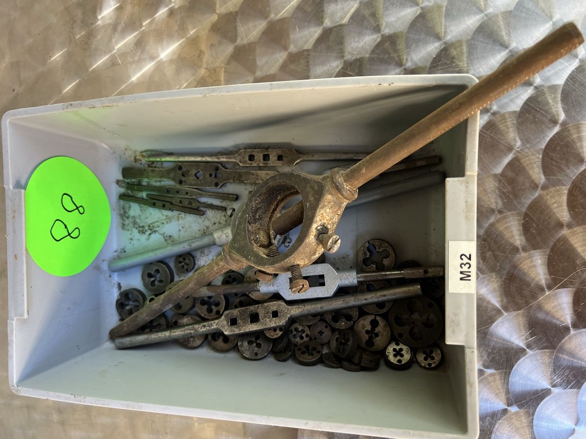 Alle Werkzeuge: Gewindeschneider Lot  – Gebraucht aus Neuenhof von Willi111