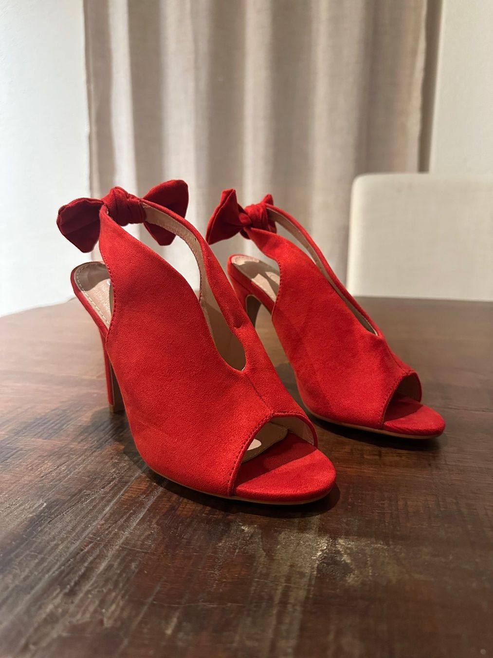Scarpe da donna: Girlhood Schuhe Pumps – Usato da Heerbrugg venduto da cheedsk
