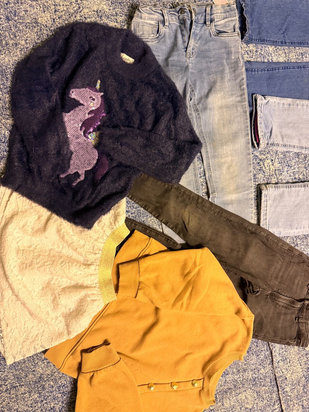 Kleiderpakete & -sets: Paket Kleider für Mädchen 134 – Gebraucht aus Amlikon-Bissegg von Flowers_Blossom 3