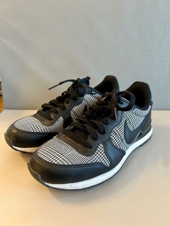 Nike store internationalist kaufen