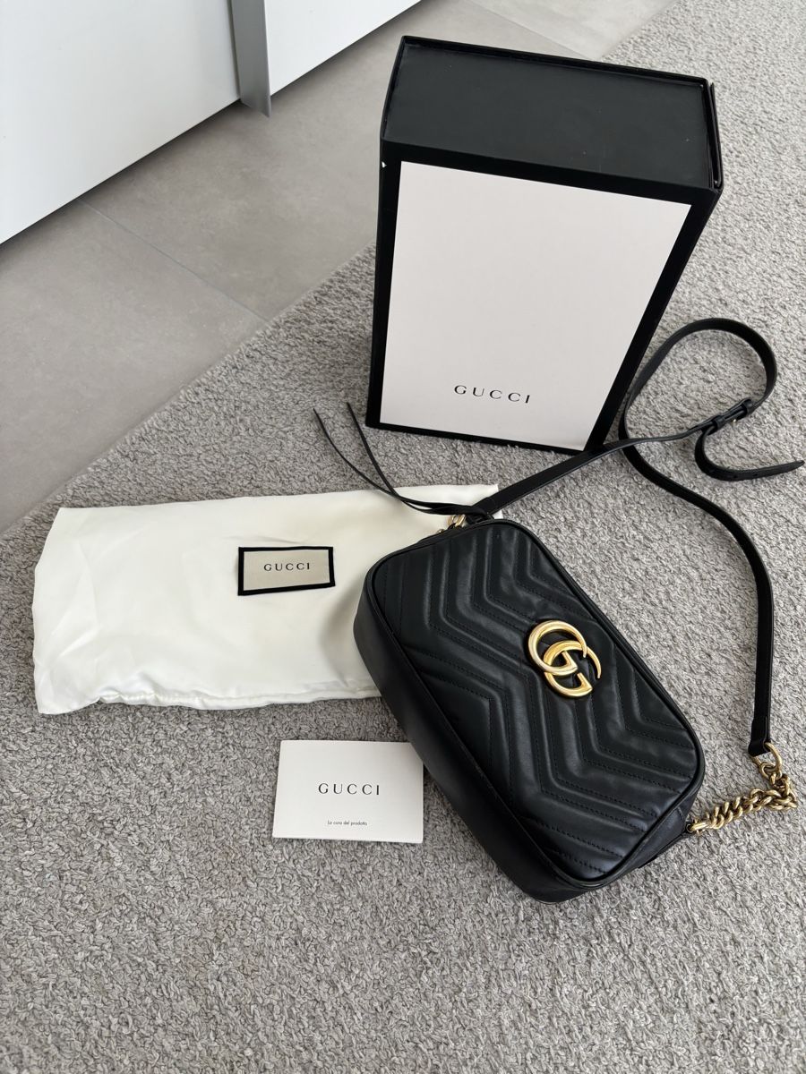 Gucci Borse da donna: Gucci Marmont camera bag nera – Usato da Riva San Vitale venduto da Margherita81