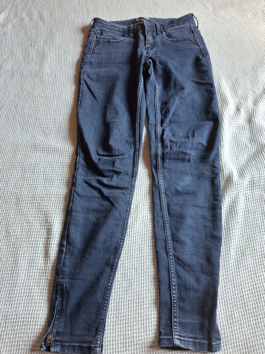 Only Jeans: Pantalon jeans bleu taille 34 marque Only  – Gebraucht aus Villiers von san_jn5w