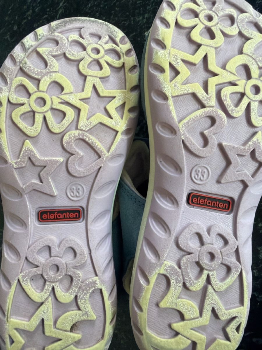 Elefanten Schuhe für Mädchen: Sandalen Elefanten 33 – Gebraucht aus Schlieren von Lanzer6 3