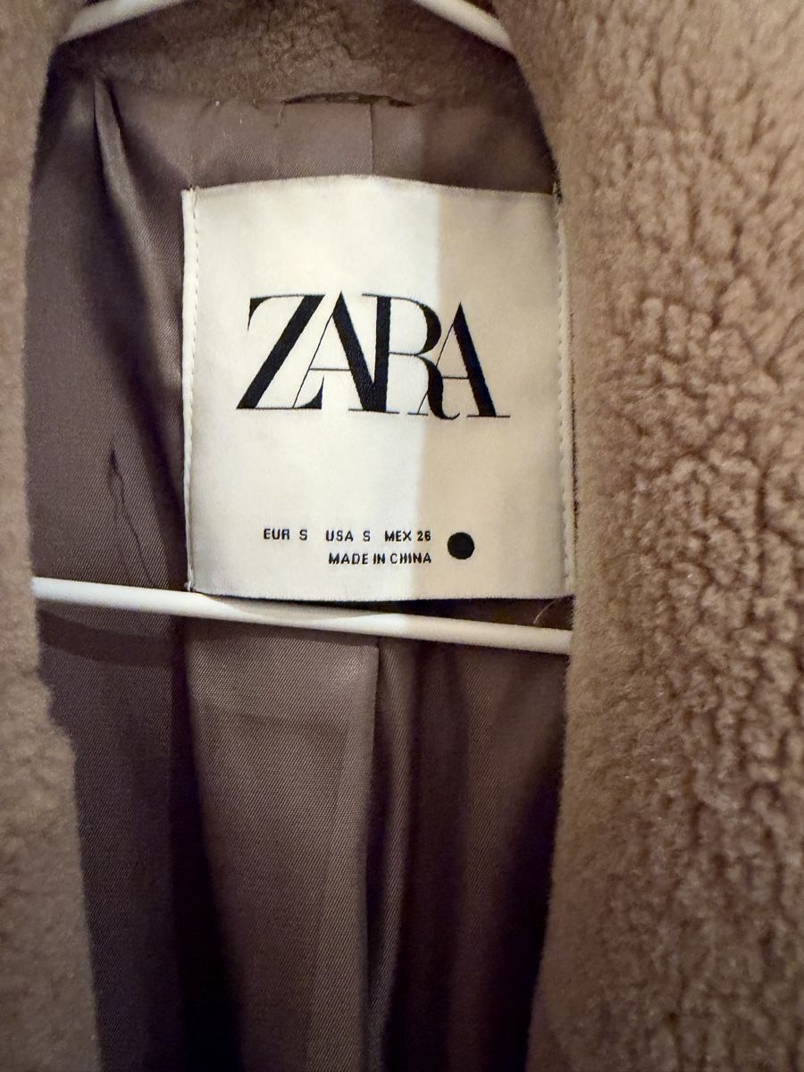 Mäntel: Zara Mantel beige Grösse S  – Gebraucht aus Hinwil von YPMK61 1