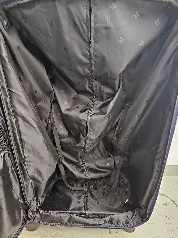 Reisekoffer: it Luggage Reisekoffer / Trolley gross  – Gebraucht aus Bern von ElianeBE 4