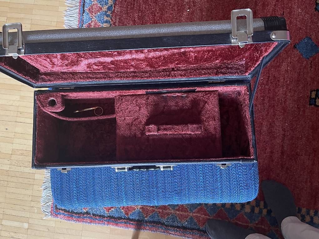 Strumenti musicali: Trompetenkoffer – Usato da Zürich venduto da Pitschi17 1