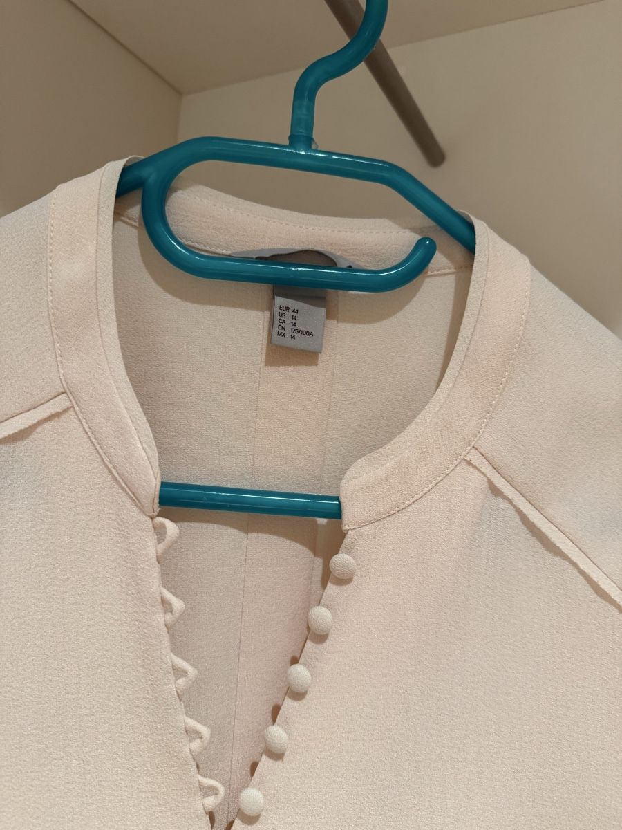 H&M Camicette: Bluse Damen Grösse 44 Hellrosa H&M – Usato da Regensdorf venduto da aid_hl7v 1