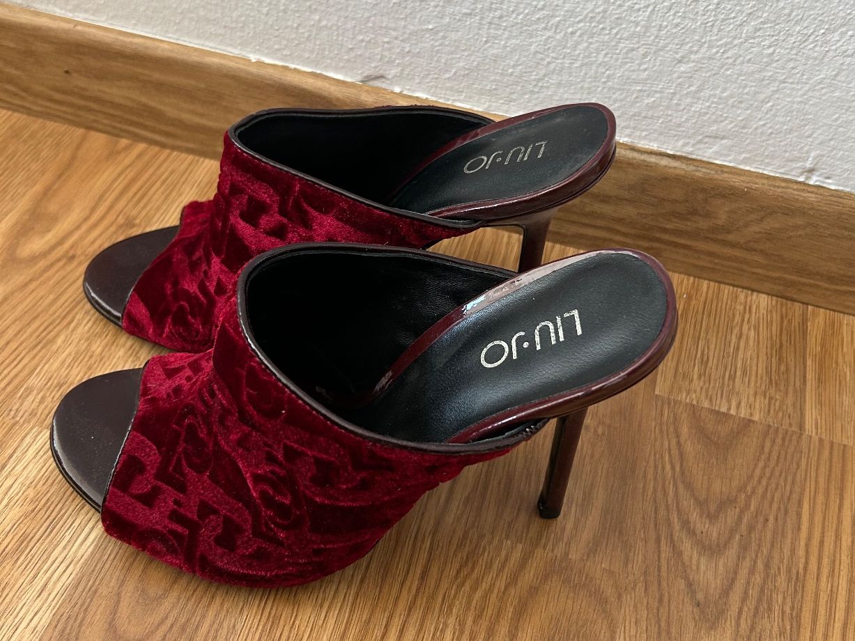 Liu Jo Scarpe da donna: New LIU JO High-Heel Mules, Size 40 – Nuovo (secondo la descrizione) da St. Gallen venduto da dec_2jy6