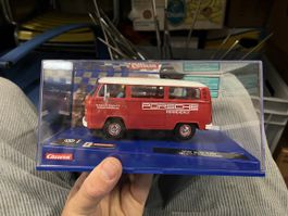 Carrera Digital 132 VW Bus T2b Porsche Renndienst neu