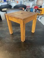 Ancien Tabouret en Bois Massif