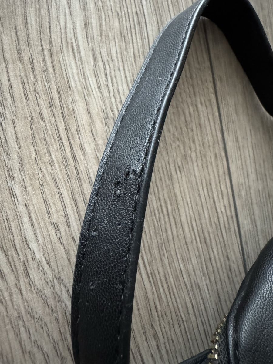 Guess Zaini: Guess Rucksack klein – Usato da Zufikon venduto da joelle111 2