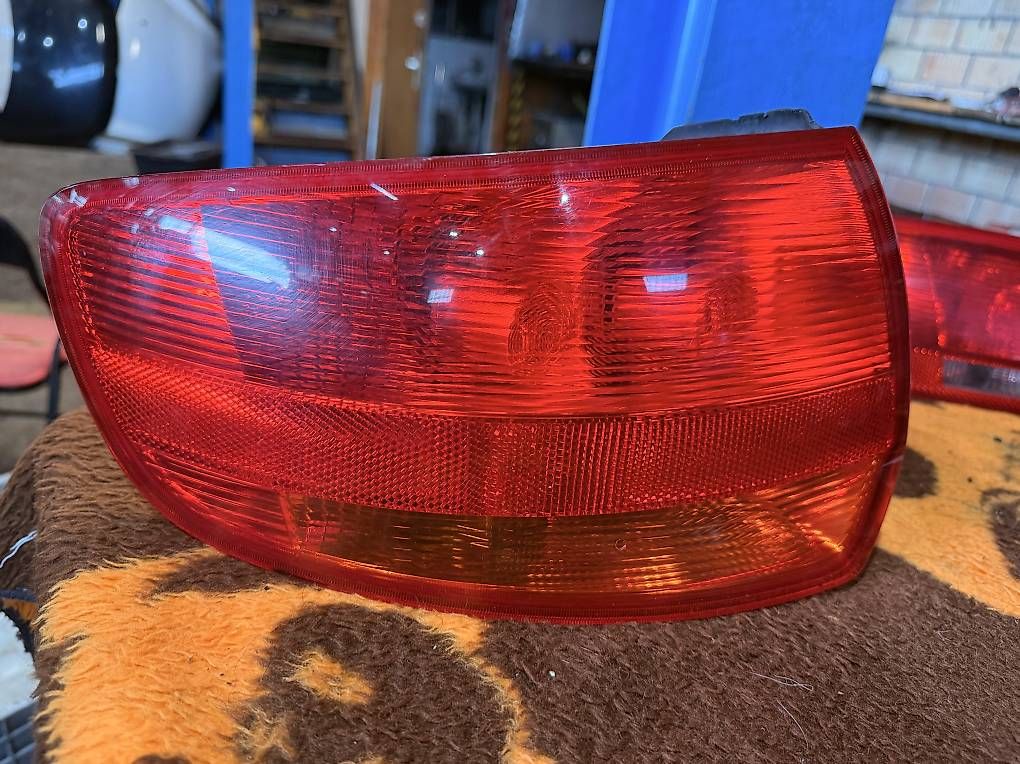 Toutes les pièces auto: Audi A3 Rücklicht & Stosstange  – D'occasion à Udligenswil par Sch2s 3