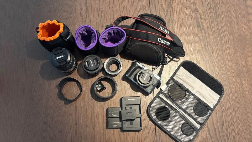 Canon Kamera: Canon EOS M6 Complete Kit | 3 Lenses, Adapter & Extras – Gebraucht aus Zürich von els_s8sk 9