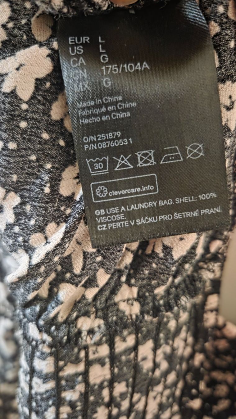 H&M Camicette: Damen Bluse Carmen Stil Grösse L – Usato da Weggis venduto da Leeclipse 3