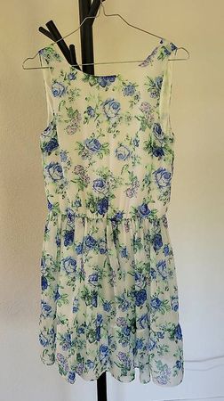 Sommerkleid mit blauem Blumenmuster Gr. 34 (XS)