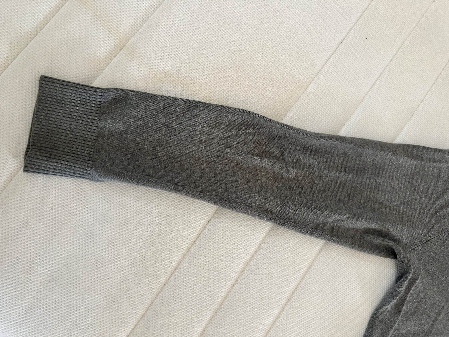 Tommy Hilfiger Maglioni & Felpe: Tommy Hilfiger Sweater - Like New – Nuovo (secondo la descrizione) da Zürich venduto da and_y8dy 5