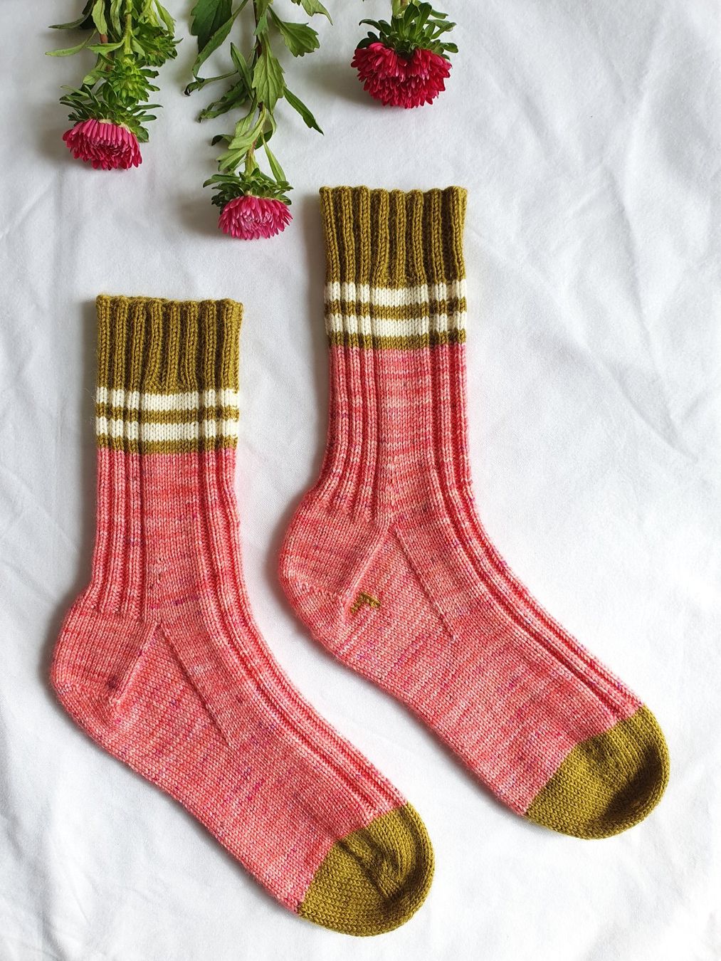 Socken: Handgestrickte Socken, Gr. 36/37, Wollsocken, Geschenk – Neu und originalverpackt aus Neunkirch von Sandramay 5