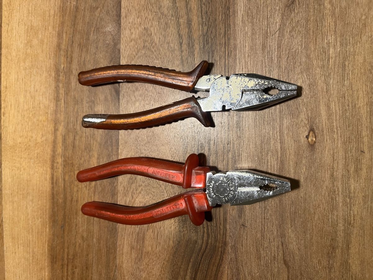 Knipex Tutti gli attrezzi: Kombizange 2 Stk. KNIPEX Germany gebraucht – Usato da Würenlos venduto da KLG_3TBs 4