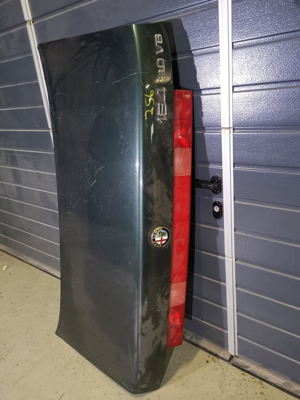 Alfa Romeo Alle Autoersatzteile: Alfa 164 Kofferraumdeckel – Gebraucht aus Thalwil von Joker690 3