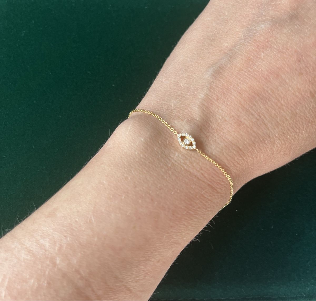 Bracelets: Neuf : bracelet doré avec zircons – Neuf (Voir description) à Russin par dra_pv5d