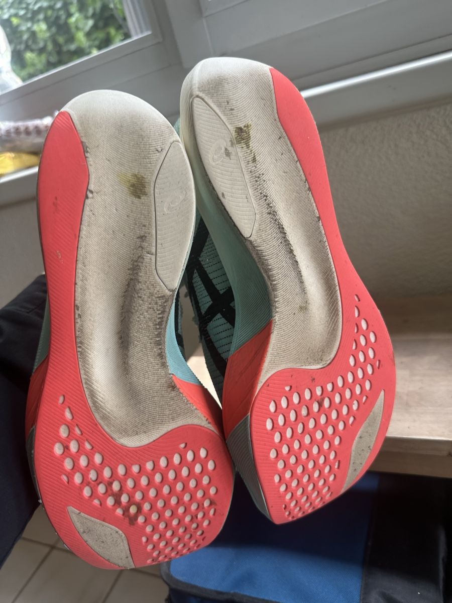 Asics Scarpe da uomo: Asics Metaspeed Sky Paris 44 – Usato da Männedorf venduto da willywonka14 4