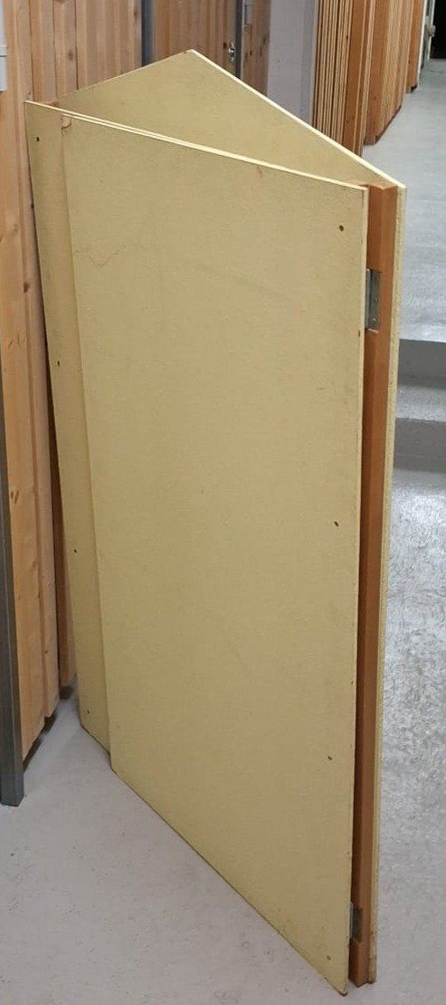 Giocattoli: Kasperliteather aus Holz – Usato da Wettingen venduto da huitzilopostli 3