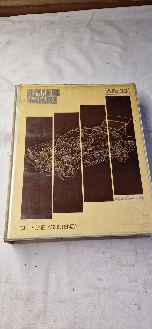 Alfa Romeo Tutti pezzi di ricambio auto: Alfa Romeo 33 Werkstatthandbücher – Usato da Enggistein venduto da Lehmannnn 1