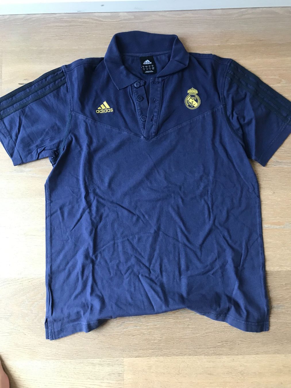 Adidas T-Shirts: Adidas Shirt Set - Grösse M – Gebraucht aus Freienstein von Jessy024 2