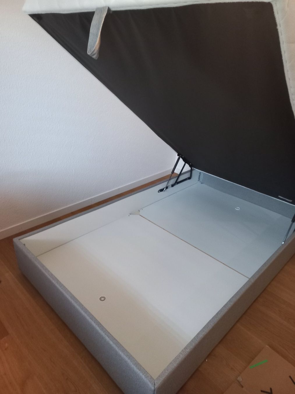 Letti: Boxspringbett – Usato da Abtwil SG venduto da janetmani2002 1