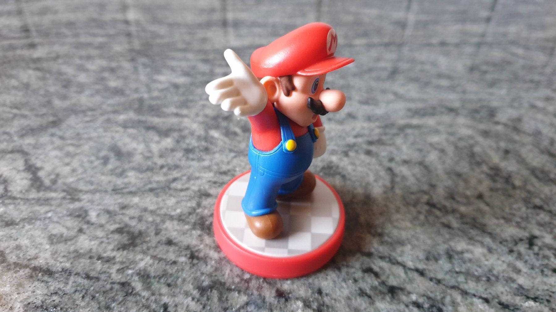 Statuette: SUPER MARIO TOAD AMIIBO FIGUR – Usato da Wengi b. Büren venduto da Ot1000 3