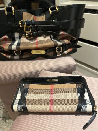Burberry Portemonnaie Nova Check u.Handtasche guter Zustand