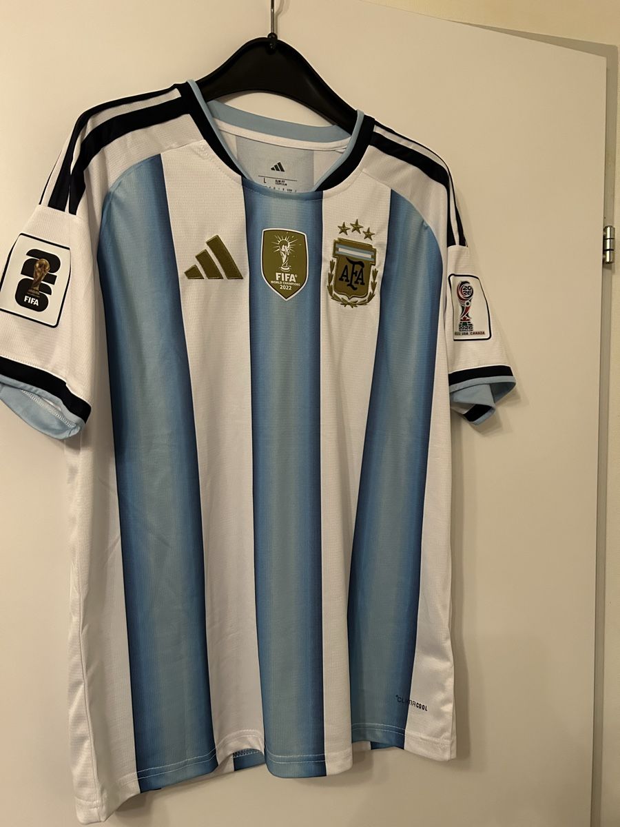 Adidas Leibchen & Hosen: WM26 Argentinien Jersey – Neu und originalverpackt aus Effretikon von PrimeTimeB