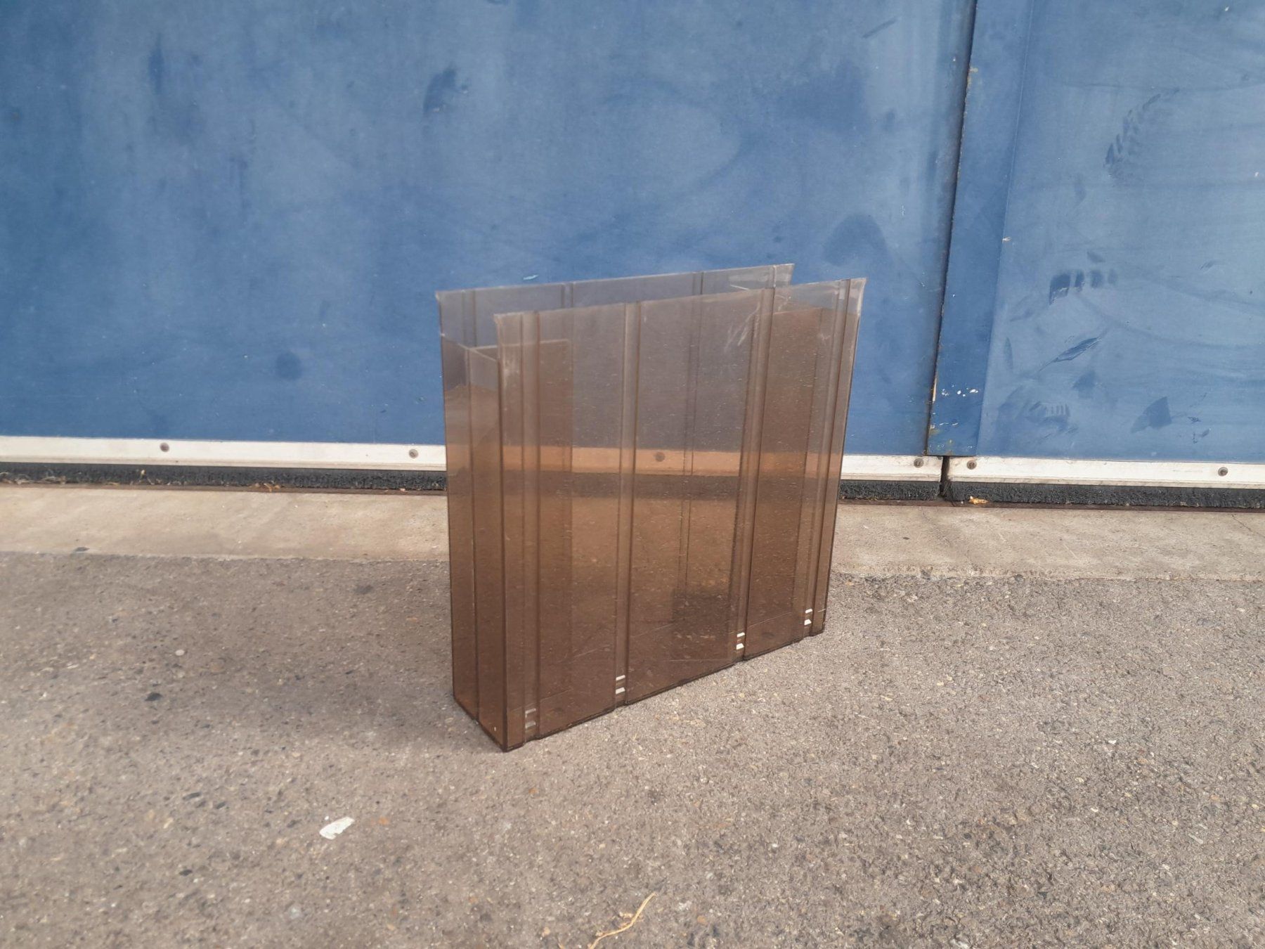 Sonstige Dekorationen & Accessoires: Plexiglas / Acrylglas LP Ständer / Schallplattenständer – Gebraucht aus Männedorf von Bel-view