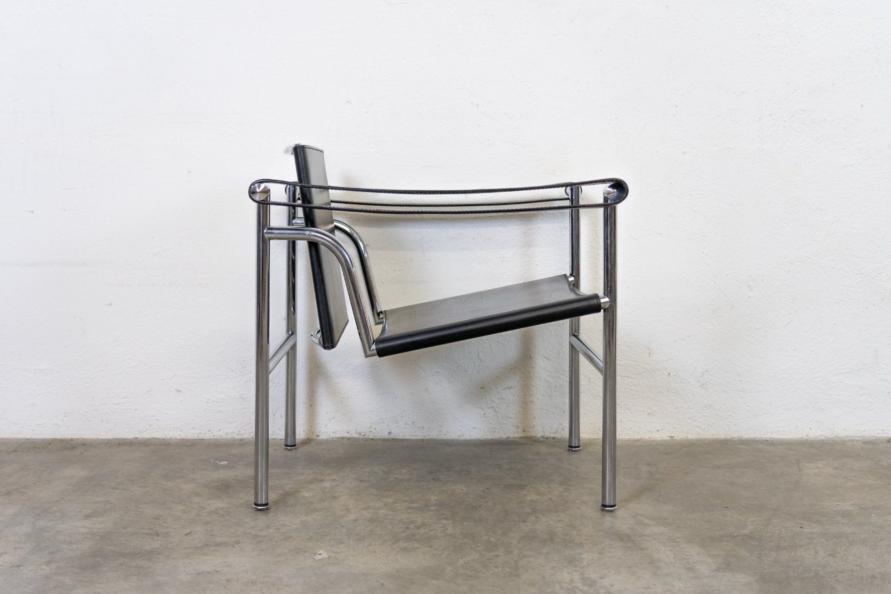 Sessel: Cassina LC 1 Sessel Leder Nr. 1 – Gebraucht aus Schaffhausen von Studio-Ara 2