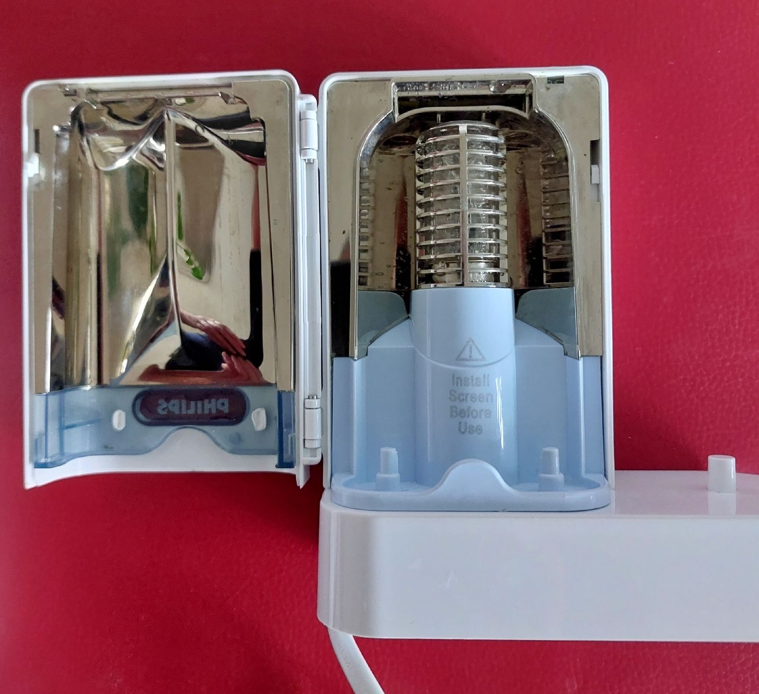 Philips Sonicare Cura dei denti: Philips Sonicare mit UV clean  – Usato da Rorschacherberg venduto da jo08 1