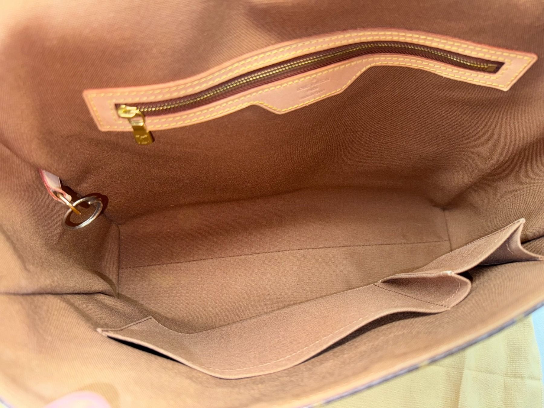 Louis Vuitton Taschen: Louis Vuitton Abbesses (Messenger Bag) – Gebraucht aus Altdorf UR von enr_pqr6 3