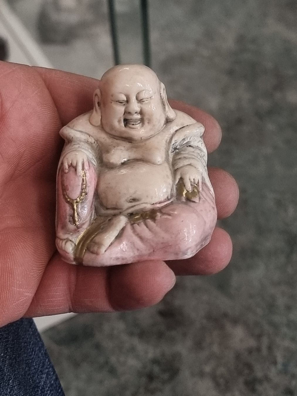 Statuette: Handgefertigte Buddha Figuren, Glücksbringer, Deko – Usato da Zürich venduto da Budget-Brocki 3