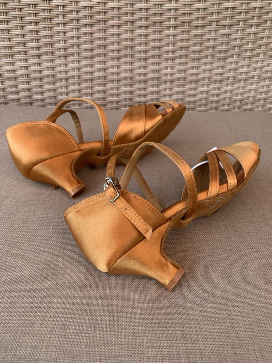 Scarpe da donna: Tanzschuhe Grösse 36.5/37.5 – Nuovo e nell'imballaggio originale da Hochdorf venduto da Blume007 2