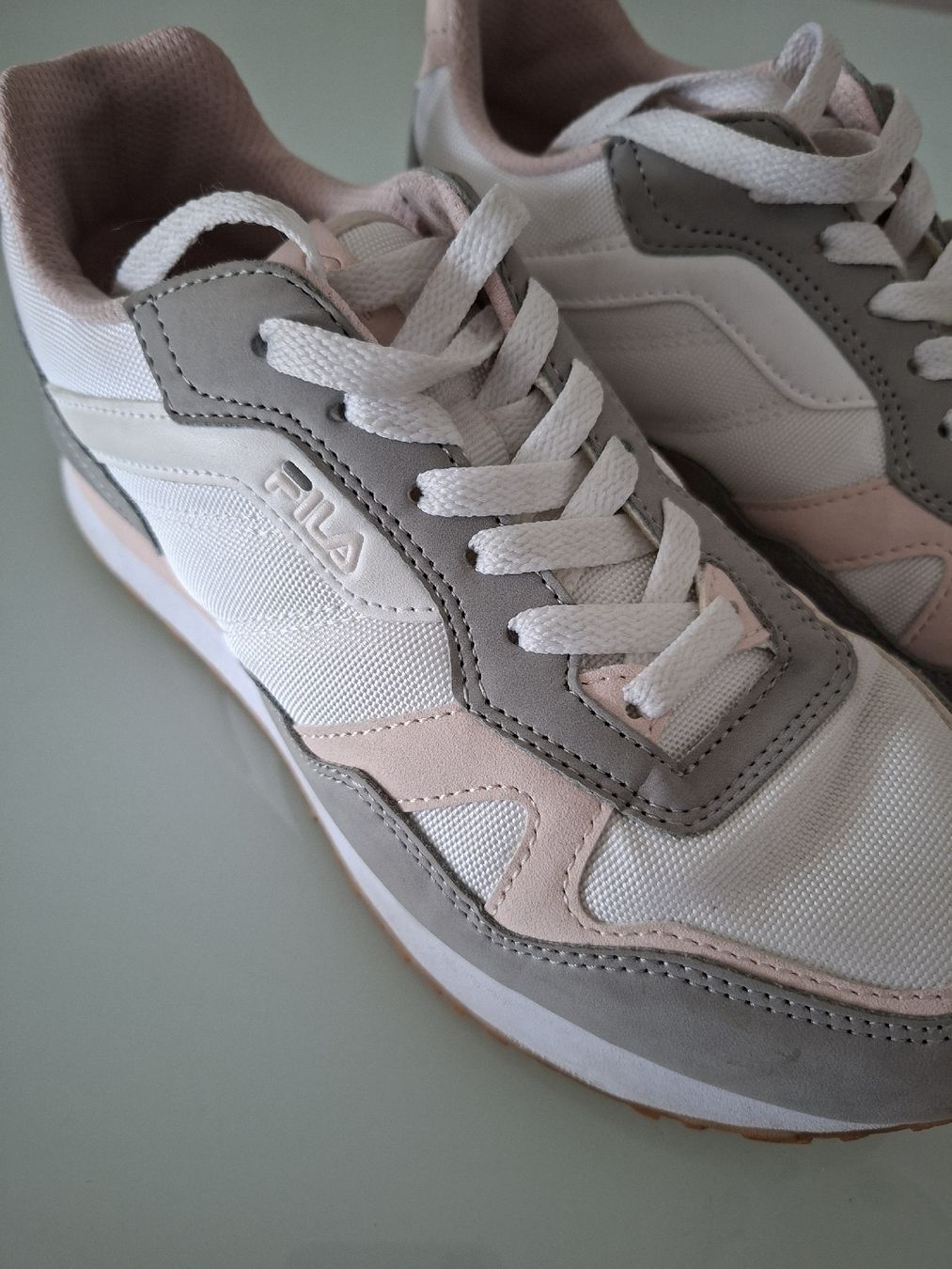 Fila Scarpe da donna: Fila baskets femme, taille 39, – Usato da Renens VD venduto da ser_j2fn