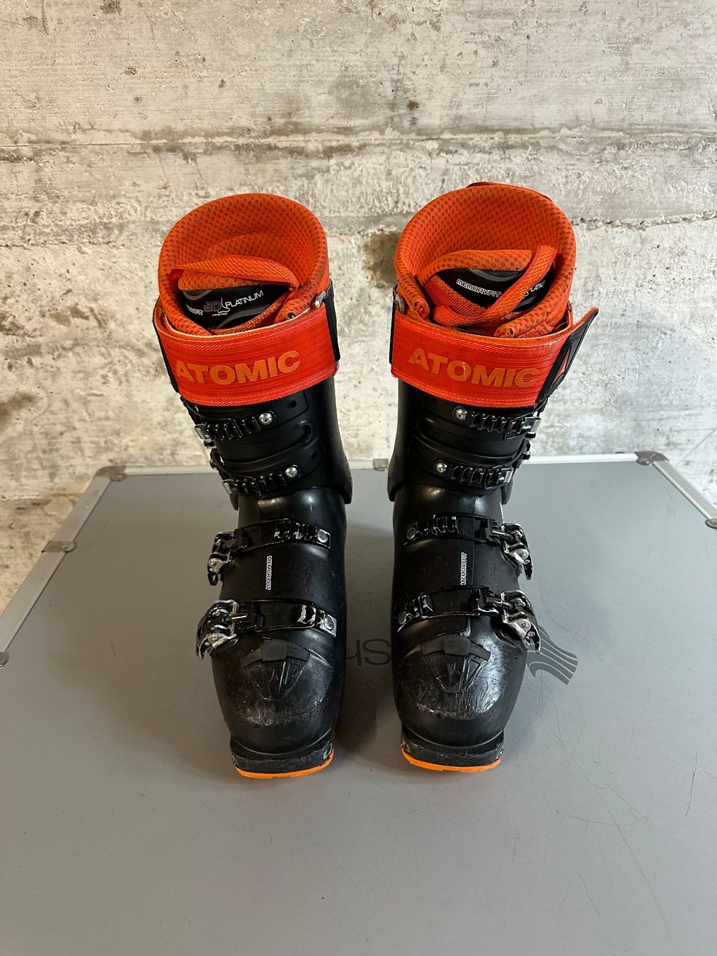 Atomic Scarpe da uomo: Atomic Hawk 130 Touren Skischuhe 28.5 / 44 – Usato da Emmenbrücke venduto da karkarkar 1