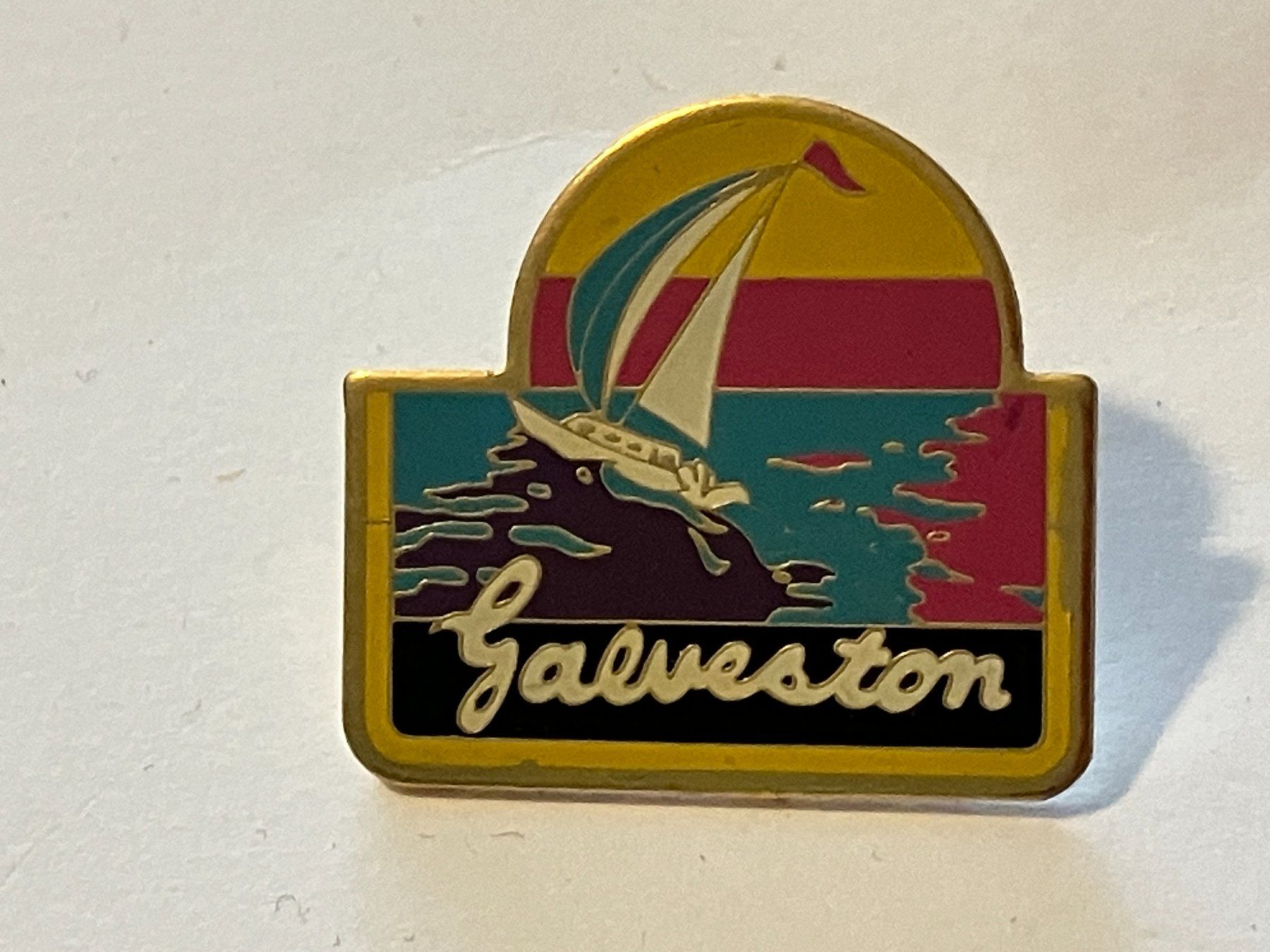 Plaquettes & Badges: 1 Pin Galveston – D'occasion à Basel par djwwpp