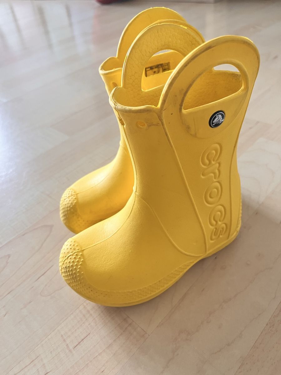 Scarpe per ragazzi: Crocs Gummistiefel grosse 26 – Usato da Gams venduto da Lena2024