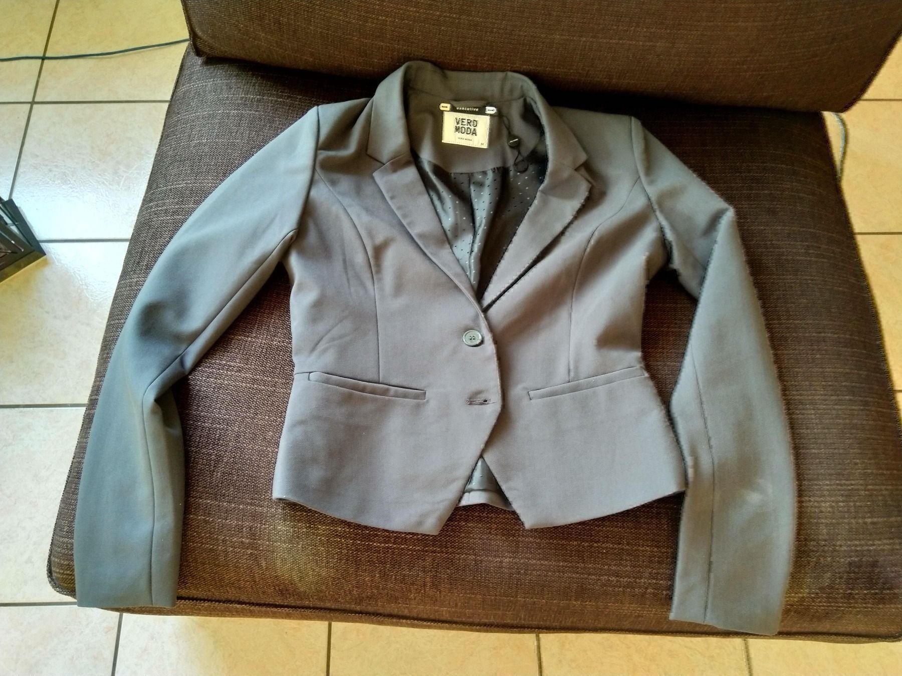 Jacken: blazer dunkel grau elegant VERO MODA Gr. 36 – Neu (gemäss Beschreibung) aus Porza von tbch 1