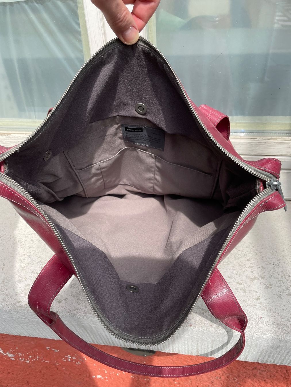 Freitag Reference R519 De La Cruz Bordeaux Rare (Neu (gemäss